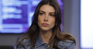 Deniz Baysal kimdir, Deniz Baysal nereli, Deniz Baysal'ın hayatı, biyografisi, Deniz Baysal kaç yaşında, Deniz Baysal boyu, kilosu kaç, Deniz Baysal evli mi, kiminle evli?