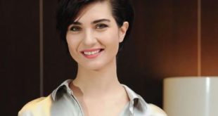 Tuba Büyüküstün kimdir, Tuba Büyüküstün'ün hayatı, biyografisi, Tuba Büyüküstün kaç yaşında, Tuba Büyüküstün nereli, Tuba Büyüküstün boyu, kilosu kaç, Tuba Büyüküstün evli mi?
