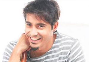 Şarkıcı Ferman Akgül kimdir, kaç yaşında, nereli, evli mi, kiminle evli, boyu kilosu kaç