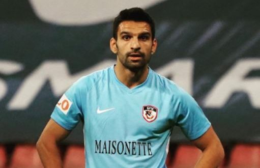 Futbolcu Muhammet Demir kimdir, nereli, Muhammet Demir kaç yaşında, Muhammet Demir boyu, kilosu kaç, Muhammet Demir kariyeri, oynadığı takımlar, Muhammet Demir evli mi, kiminle evli, eşi kimdir?