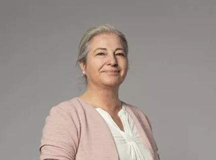 Nazan Diper kimdir, nereli, Nazan Diper kaç yaşında, Nazan Diper rol aldığı dizi ve filmler neler?