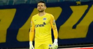 Ertuğrul Taşkıran kimdir, nereli, Ertuğrul Taşkıran kaç yaşında, Ertuğrul Taşkıran boyu, kilosu kaç, Ertuğrul Taşkıran kariyeri, hangi takımlarda oynadı, Ertuğrul Taşkıran evli mi, eşi kimdir?