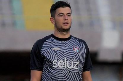 Mızhat Burak Sarı kimdir, nereli, Mızhat Burak Sarı kaç yaşında, Mızhat Burak Sarı kariyeri, hangi takımlarda oynadı?