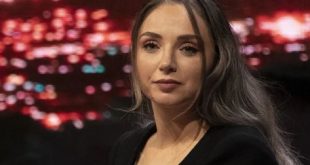 Türk halk müziği sanatçısı Dünya Tekin kimdir, Dünya Tekin nereli, Dünya Tekin'in hayatı, biyografisi, Dünya Tekin kaç yaşında?