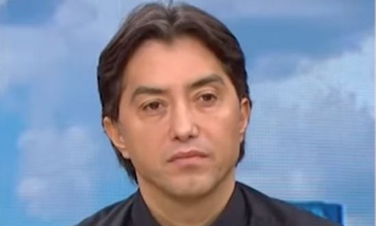 Gündem ile ilgili Tv programlarına konuk olan Emrullah Erdinç kimdir, Emrullah Erdinç nereli, Emrullah Erdinç'in hayatı, biyografisi, Emrullah Erdinç kaç yaşında? İşte Emrullah Erdinç hakkında detaylar.