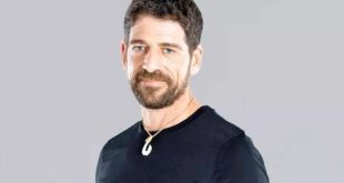 Cemal Hünal kimdir, Cemal Hünal'ın hayatı, biyografisi, Cemal Hünal kaç yaşında, Cemal Hünal nereli, Cemal Hünal boyu, kilosu kaç, Cemal Hünal evli mi?