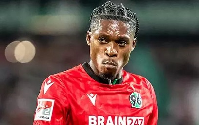 Derrick Köhn kimdir, Derrick Köhn kariyeri,  Derrick Köhn boyu, kilosu kaç, Derrick Köhn kaç yaşında ve hangi takımlarda oynadı?